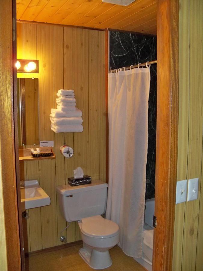 Stardust Motel Haines Junction Eksteriør billede